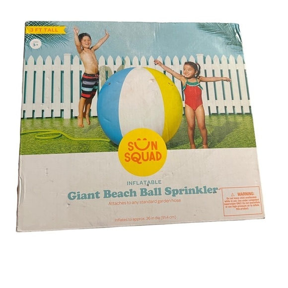 Jumbo Giant Beach Ball Inflatable Sprinkler - Sun Squad 3+ Years Pool Beach toy - Picture 1 of 3